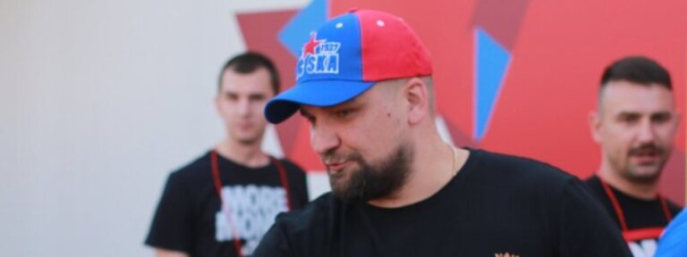 Вопрос: Какой футбольный клуб купил Баста?